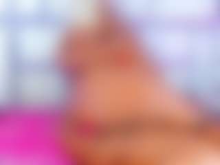 Live cam show with NinaNicole - Middle Aged on TeamSkeetLive