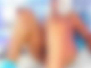 Live cam show with NinaNicole - MILF on CamwithHer