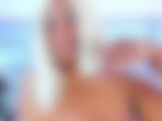 Live cam show with NinaNicole - Sexwebcam MILF on Dare Cams