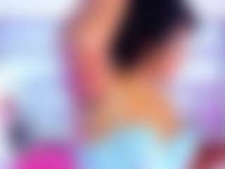NinaNicole MILF webcam performer live streaming