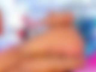 Live cam show with NinaNicole - Natural on SquirtSoMuch