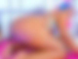 Live cam show with NinaNicole - Hairy Pussy MILF on Fling VIP Chat