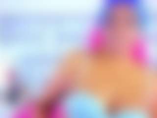 Live cam show with NinaNicole - Spy Mature on Camsoda