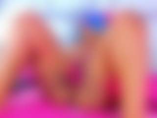 Live cam show with NinaNicole - Squirt MILF on slutload