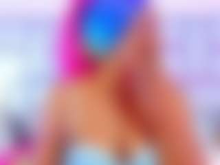 Live cam show with NinaNicole - Athletic on Camsoda