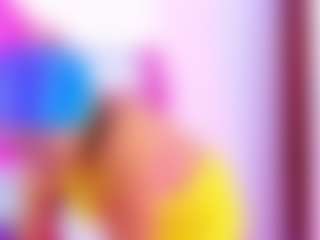 Live cam show with NinaNicole - Brown Eyes Black on StripNow