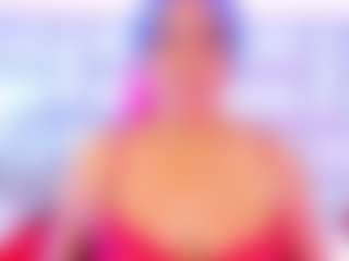 Live cam show with NinaNicole - Curvy Middle Aged on Milfs Live