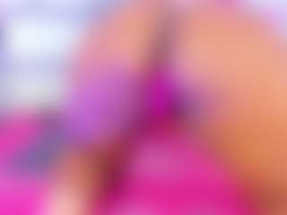 Live cam show with NinaNicole - Italian Mature on Camsoda | colombia