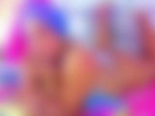Live cam show with NinaNicole - Skinny on Camsoda
