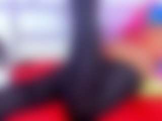 NinaNicole MILF webcam performer live streaming