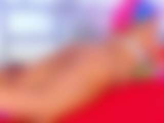 Live cam show with NinaNicole - Spank Brown Hair on makecum.org