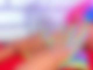 Live cam show with NinaNicole - Petite MILF on makecum.org