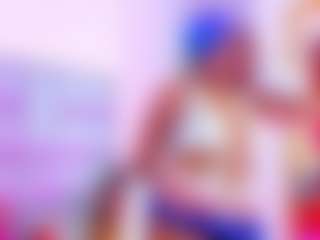Live cam show with NinaNicole - Shaved Pussy MILF on fuklive.com
