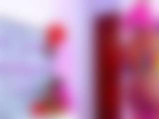 NinaNicole MILF webcam performer live streaming