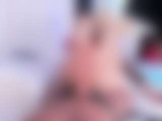 Live cam show with MartinaGrace - Petite on AdultVida.com