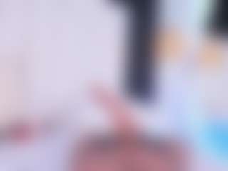 Live cam show with MartinaGrace - Green Eyes on Cam Slut