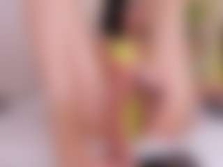 Live cam show with MartinaGrace - Oil on Free Soda