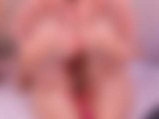 Live cam show with MartinaGrace - Cute on slutload