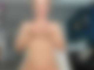Live cam show with Nikki - Blonde Hair on camtv