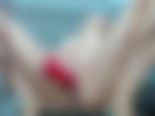 Live cam show with Nikki - Blonde Hair on SpankPalCams
