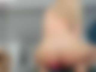 Live cam show with Nikki - Solo on livesuperchat.net