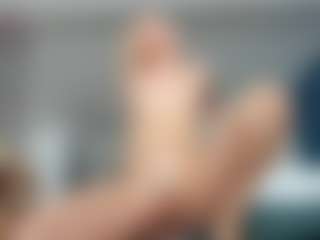 Live cam show with Nikki - Fingering on Adult Interactions