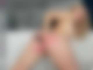 Nikki's Live Sex Cam Show