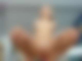 Live cam show with Nikki - Solo on AdultVida.com