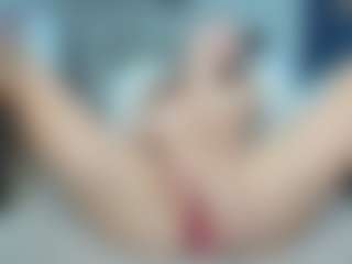 Live cam show with Nikki - Brown Eyes Blonde Hair on Fling VIP Chat