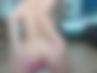 Nikki's Live Sex Cam Show