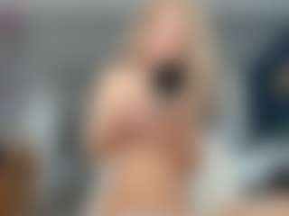 Nikki's Live Sex Cam Show