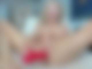 Live cam show with Nikki - White on Camsoda | united states