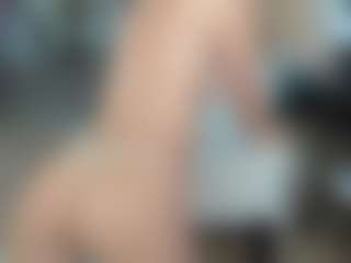Live cam show with Nikki - White MILF on Dare Cams | united states