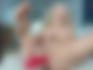 Live cam show with Nikki - Squirt MILF on Camsoda Late Night