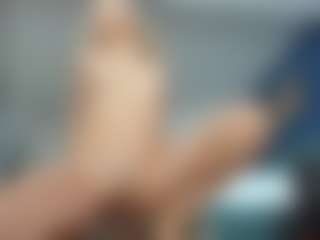 Show live cam dengan Nikki - Lush MILF di Camsoda