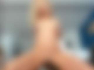 Nikki's Live Sex Cam Show