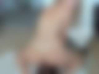 Nikki's Live Sex Cam Show