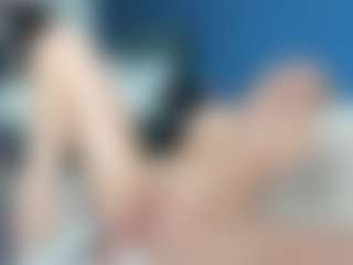 Live cam show with Nikki - Blonde Hair Petite on LiveSexCams6