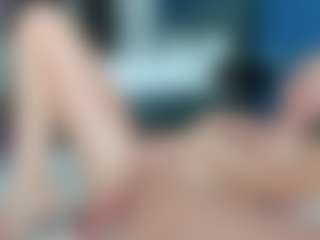 Live cam show with Nikki - White MILF on SxyPornLive | united states