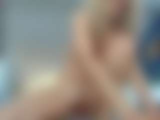 Live cam show with Nikki - Lush Blonde Hair on Camsoda