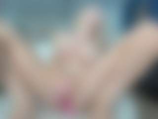 Live cam show with Nikki - Middle Aged on Soda Cam