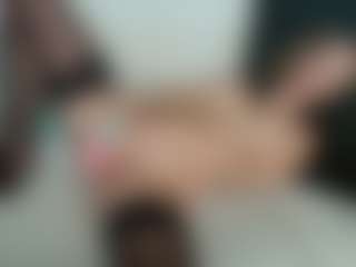 Live cam show with Nikki - Lovense MILF on CamwithHer