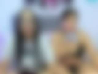 Live cam show with Alexaa-evans - Flashing on makecum.org