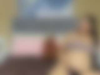 Live cam show with Alexaa-evans - Bikini on https://playwithruby.com