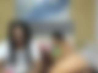 Live cam show with Alexaa-evans - Flashing on Camsoda
