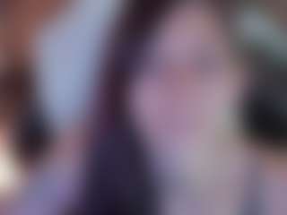 Live cam show with dark-gotica - Dildo on friskycurves.com