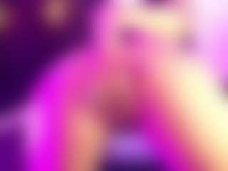 Live cam show with Samara - Young Adult on CamClone
