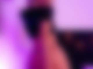 Live cam show with Samara - Cosplay on AdultVida.com