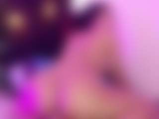 Live cam show with Samara - Hairy Pussy BBW on Chatstar
