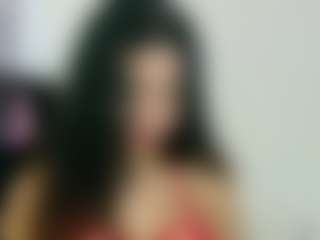 Live cam show with Samara - Brown Hair Petite on Camsoda